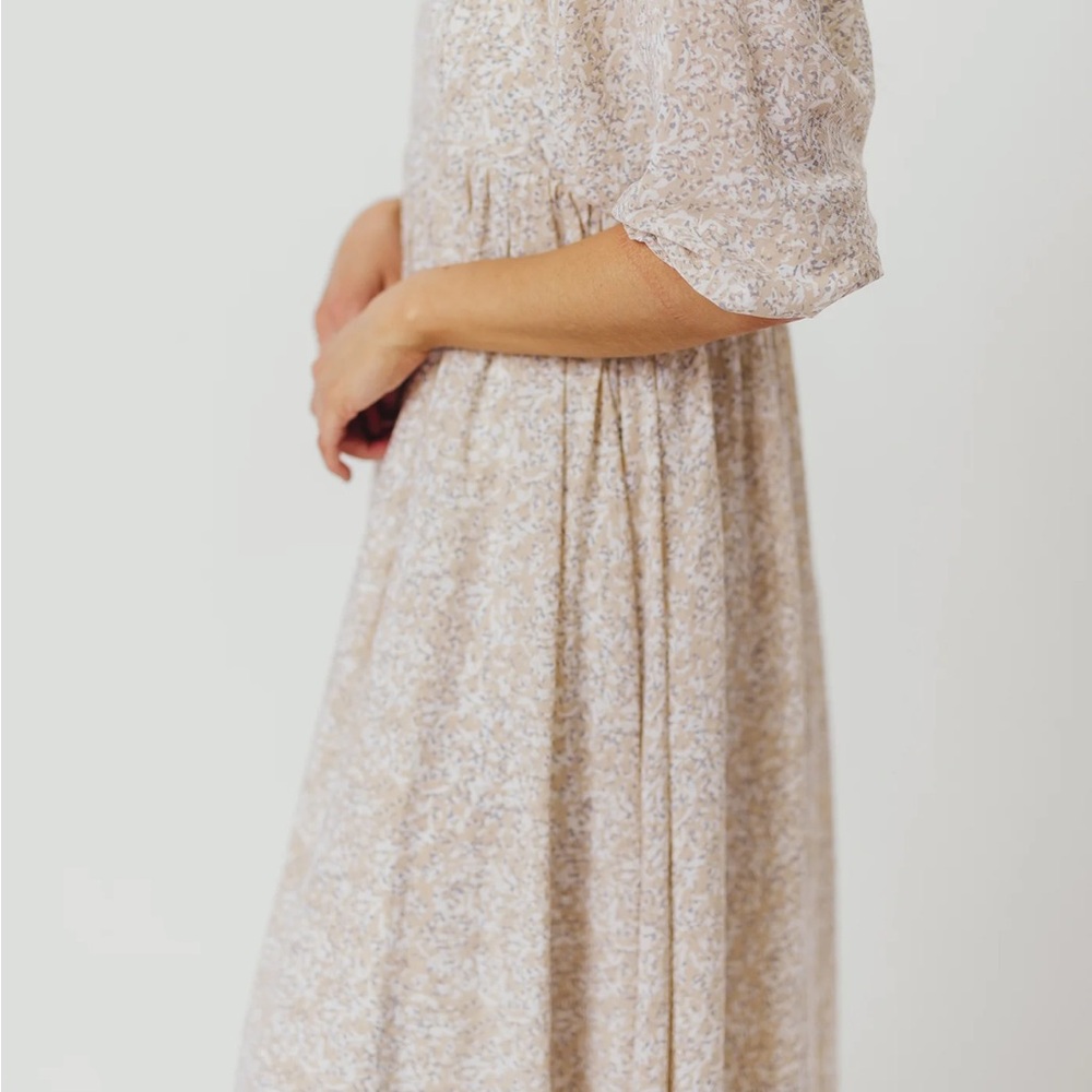 Elegant Cream Maternity Dress - Picture 4 of 5